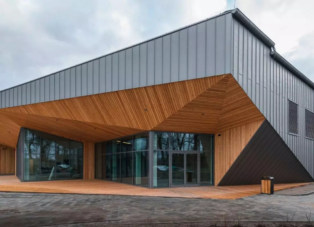 Nagroda
w kategorii obiekt architektoniczny. Gminny Ośrodek Kultury w Komornikach