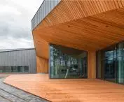 Nagroda w kategorii Obiekt architektoniczny — Gminny Ośrodek Kultury w Komornikach