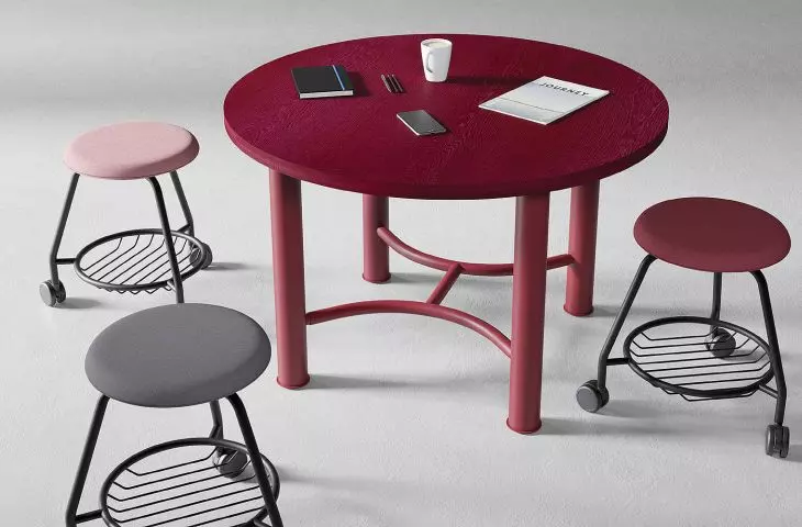 DEMINO table and PUNG stools