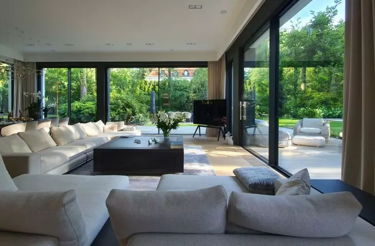 House open to the garden, designed by Jankowski and Opyrchal