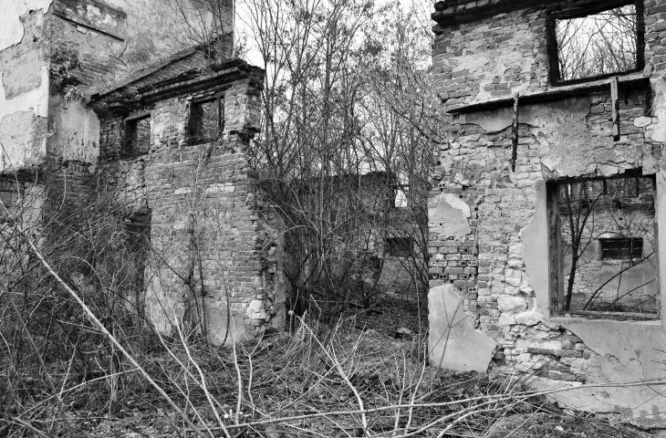 The remains of a racing stable in 2015