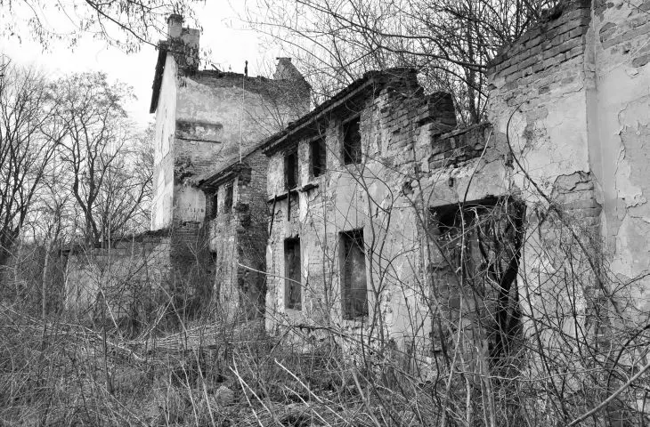 Ruins of a racing stable