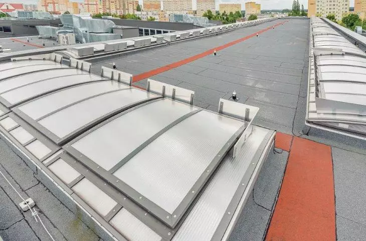 Gravitational smoke extraction - state-of-the-art solutions
