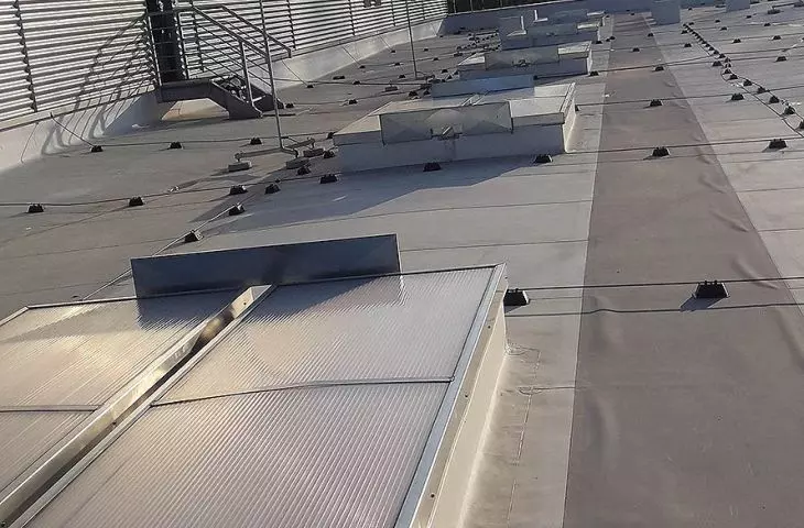 Smoke dampers, control units