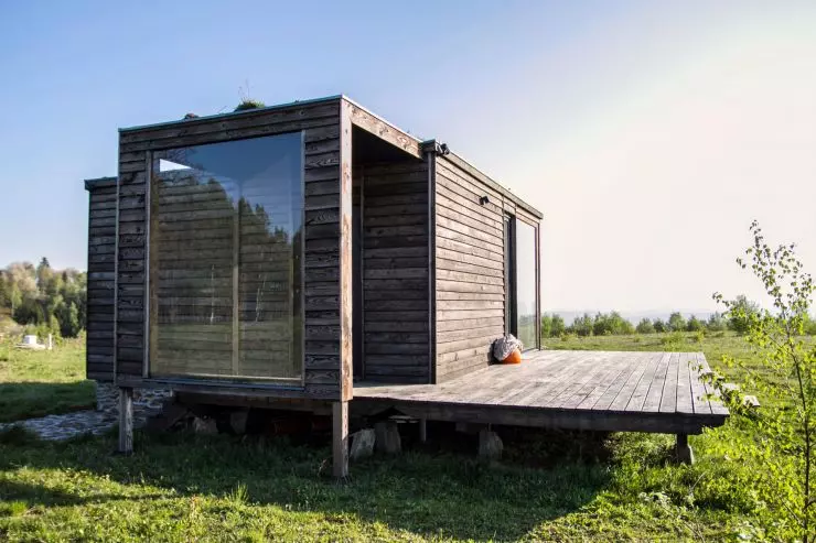 BioDomek - ecological modular house for expansion with natural materials