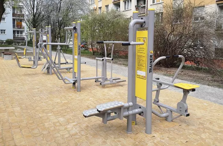 Outdoor gyms extremely solidly constructed and protected against corrosion