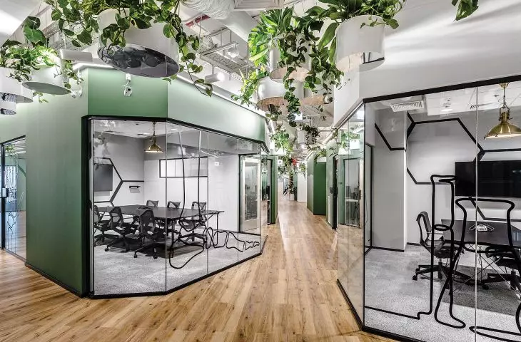 Acoustic glass walls and sliding doors from TRIPOLIS