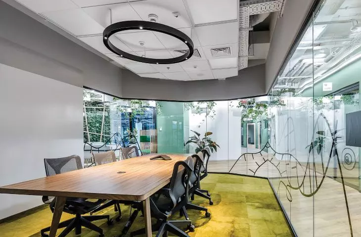 Acoustic glass walls and sliding doors from TRIPOLIS