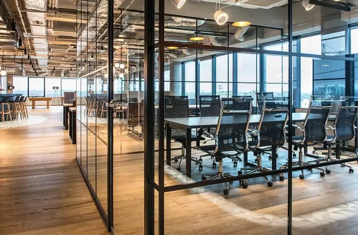 Acoustic glass walls and sliding doors from TRIPOLIS