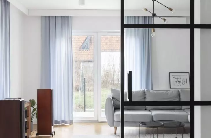 House with Dylas, living room interior