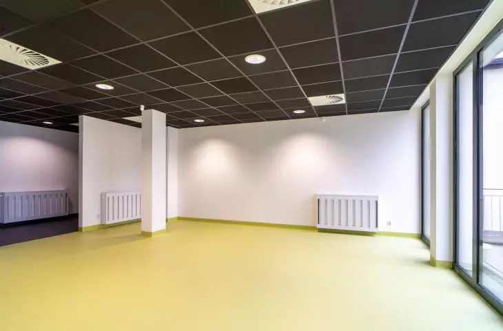 Wnętrza nowej hali sportowej