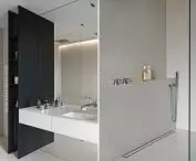 Simple bathroom on the first floor 