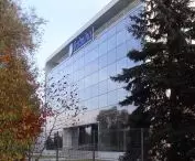 Farmina office building, screened facade