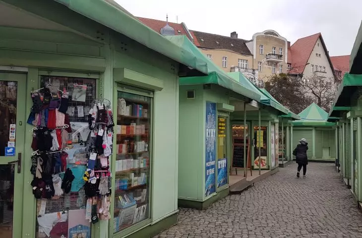 Wildecki Market - the pavilions, although in good condition, stand far too densely, creating a kind of town within the square.