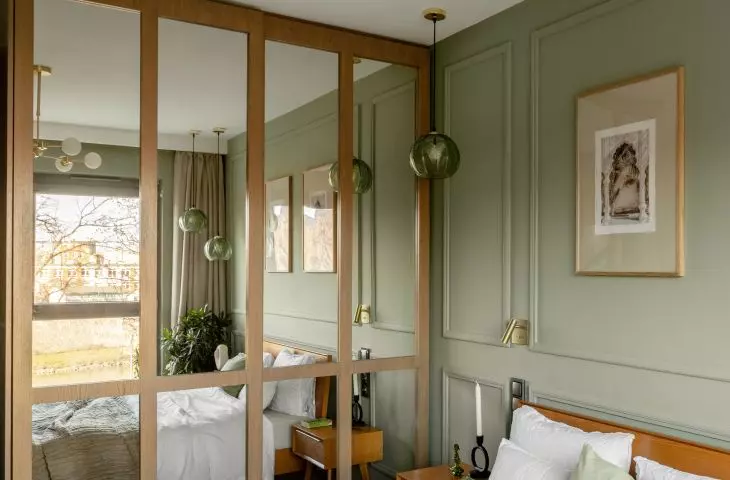 Bedroom with closet door