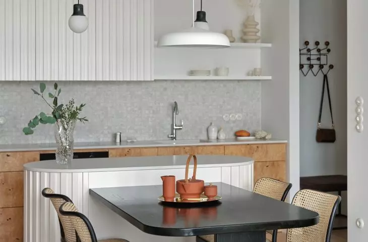Dining room connected to the kitchen