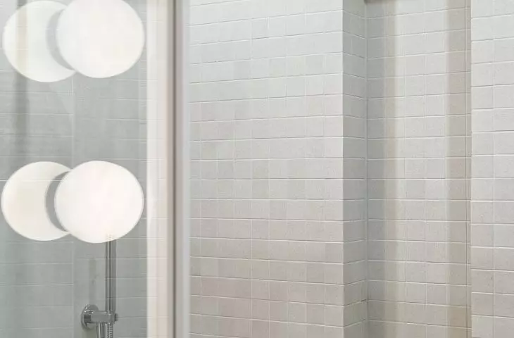 Wall cavity