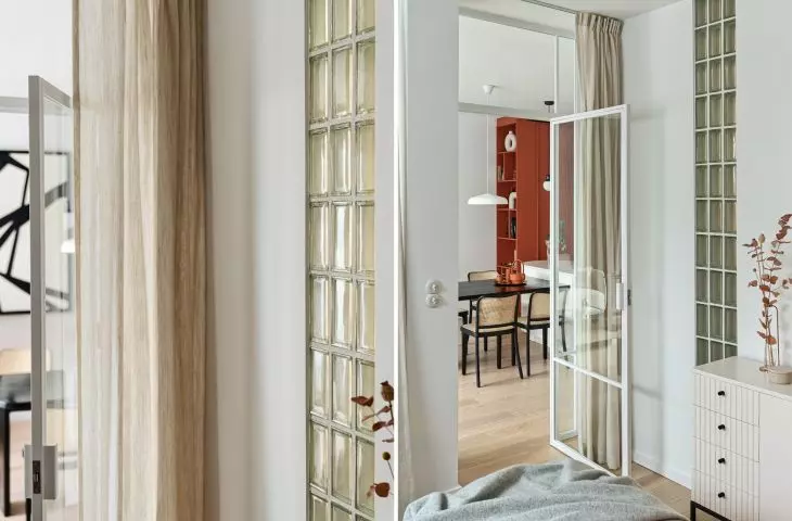 Luxafers are one of the themes of the apartment