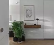 Jasna strefa wejściowa i delikatna grafika