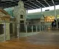 Balustrada szklana słupkowa z pochwytem nierdzewnym, Plaza Suwałki