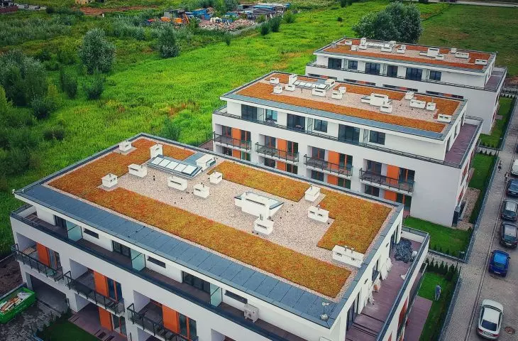 Extensive roof with ZinCo technology