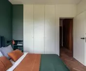 zieleń i biel w sypialni