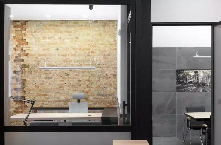 Widok na wnętrze biura Havel Prado i AMJ studio