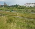 The Warta at the height of the park in the old riverbed of the Warta and Old Town.