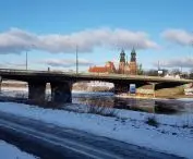 The worn-out Chrobry Bridge from the 1960s is to be replaced by a new crossing in the coming years.
