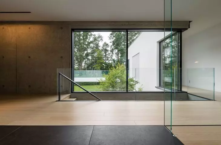 Large glazing 