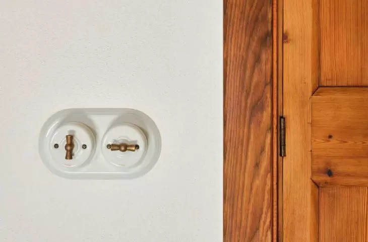 Porcelain switch Fontini Garby