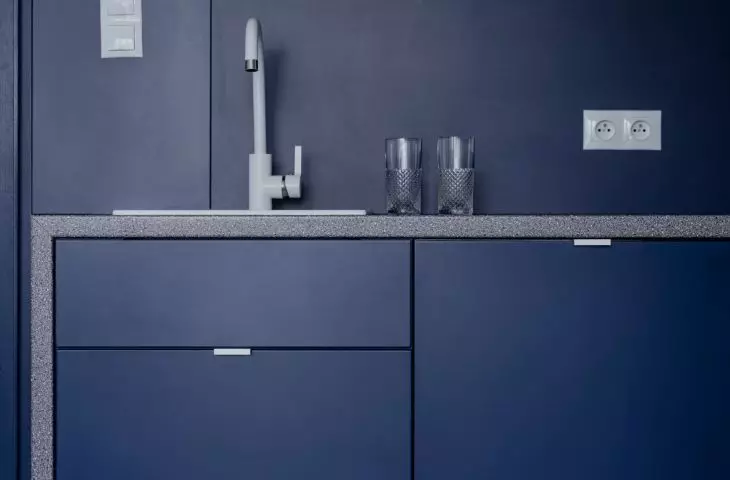 navy blue kitchen
