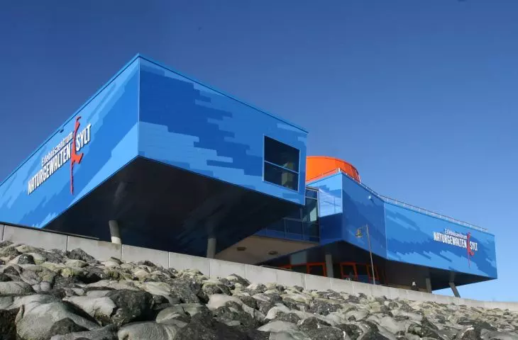 Aluform's sustainable façade systems