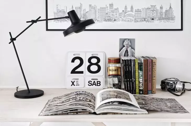 Arigato desk lamp