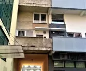 contact of the non-renovated and renovated part
