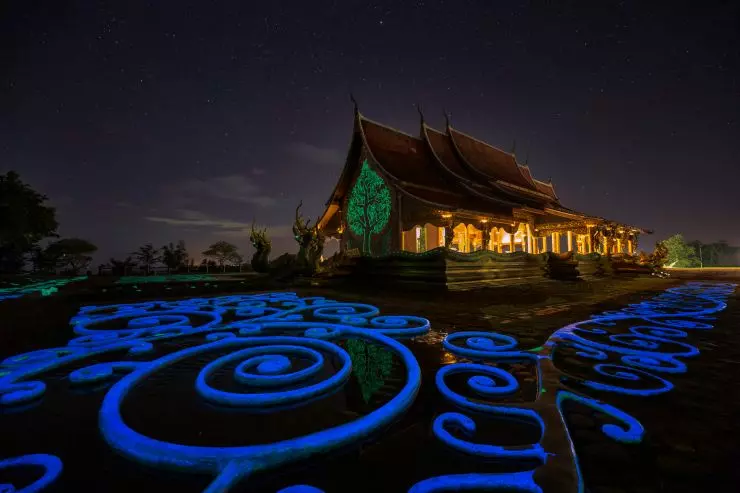 Farby luminescencyjne i&nbsp;chromatyczne na ściany