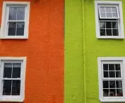 Luminescent and chromatic paints for walls, facades and surfaces
