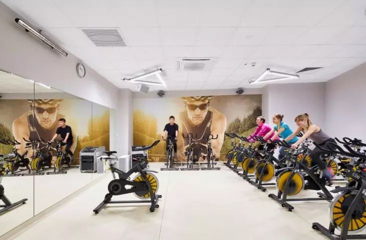 Projekt:  Akademia Fitnessu Retro, Wrocław