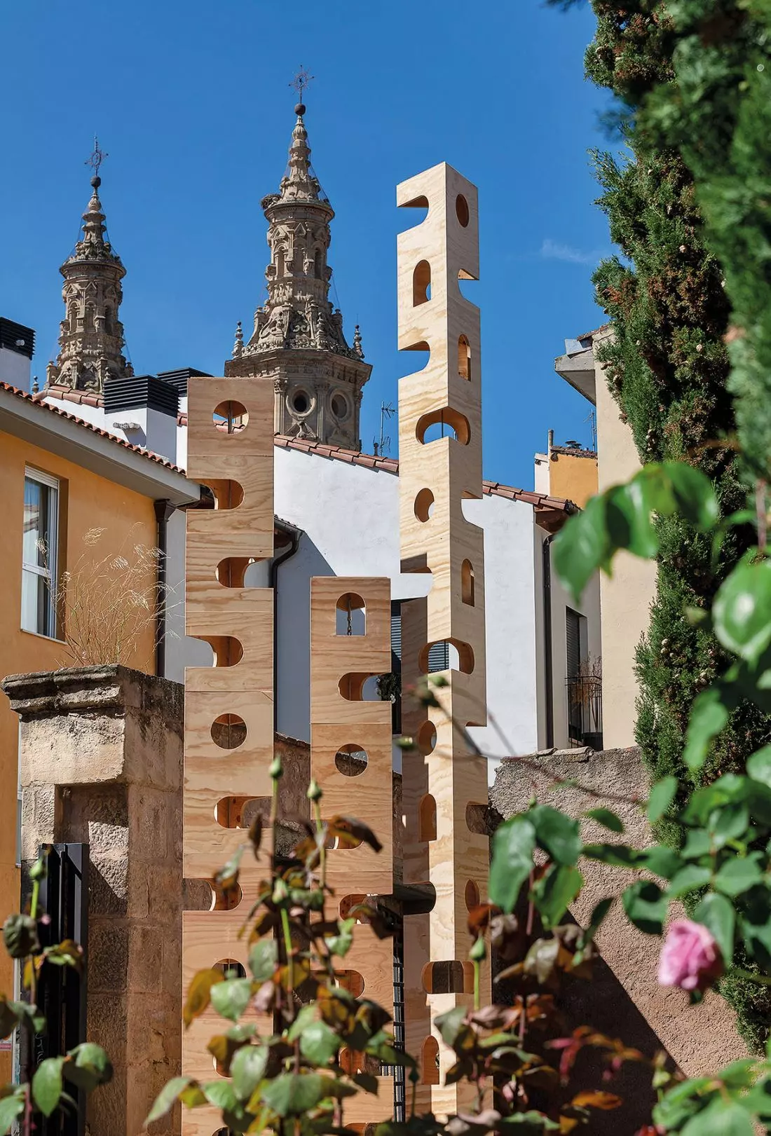 Taburete Towers, Logroño
