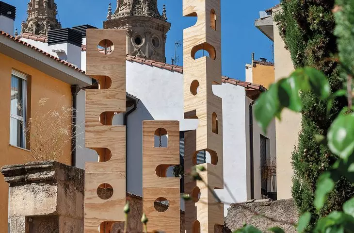 Taburete Towers, Logroño