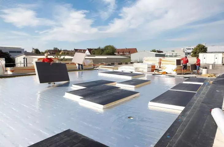 termoizolacja dachu firmy Bauder