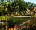 Wyróżnienie w kategorii „Przestrzeń publiczna w zieleni”, Park Pamięci Wielkiej Synagogi w Oświęcimiu, proj.: Gramar
