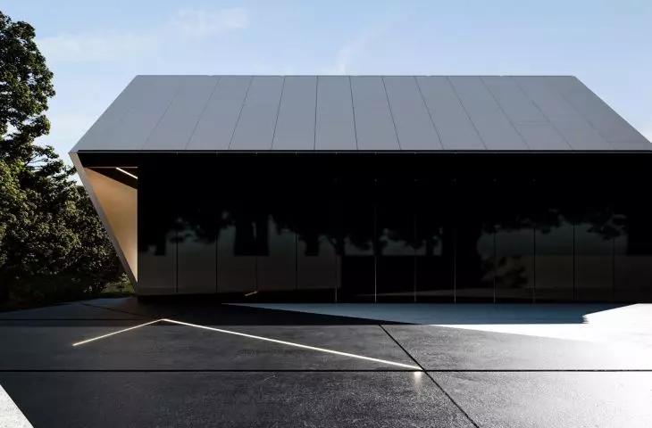 From the front, the house appears to be a one-story structure