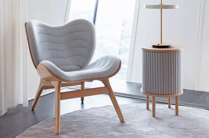 Fotel A Conversation Piece Tall