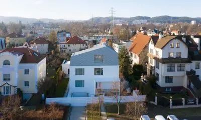 the house is located in Gdansk`s villa district dom is located in Gdansk`s villa district