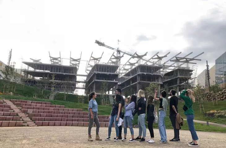 Departure of the entire office