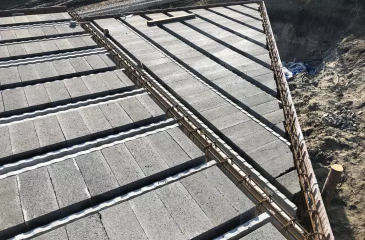 RECTOR prestressed floors - prefabricated systems