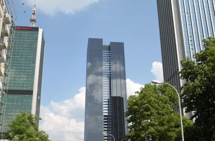 Roma Tower