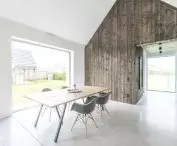 dining room overlooking the garden
