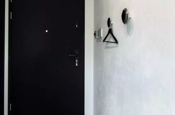 Corridor, hangers by Oskar Zięta